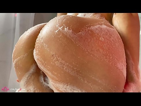 ❤️ Bruneta masturbuje kundu vibrátorem až k intenzivnímu orgasmu ve sprše ️ Super sex u cs.raceporn.ru ﹏